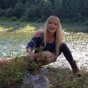 Meet your Posher, Brandi